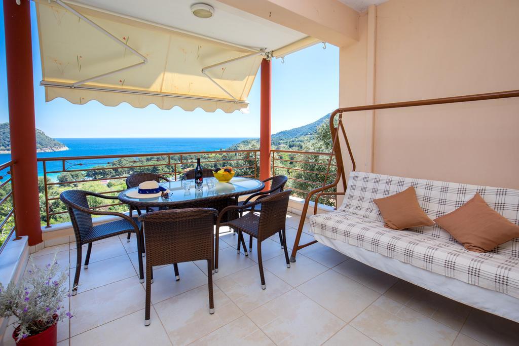 Aphrodite Villas Koinira Bagian luar foto
