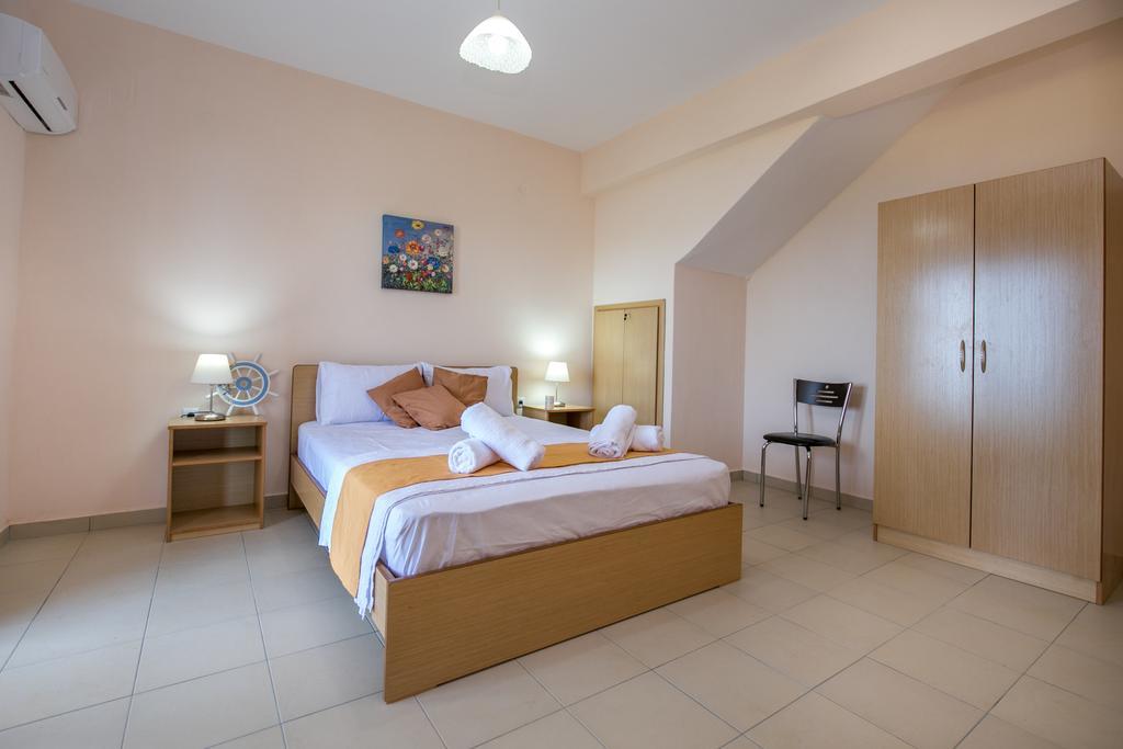 Aphrodite Villas Koinira Bagian luar foto